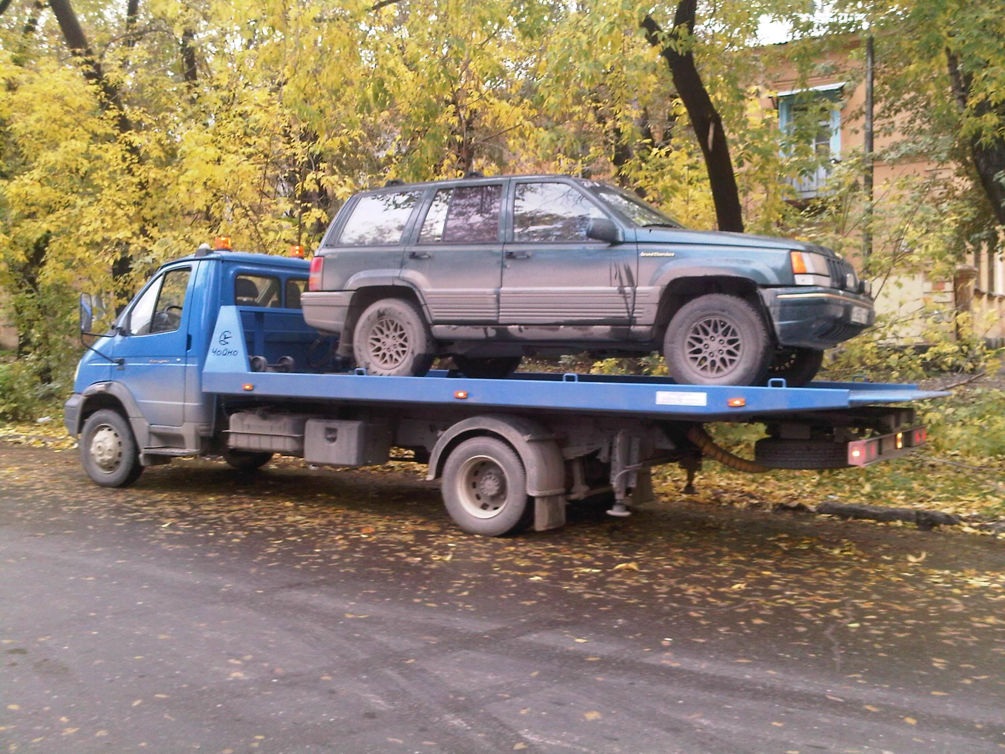 Эвакуатор вызов. Эвакуатор. Эвакуатор для легковых авто. Полноприводный эвакуатор. Эвакуатор из легкового авто.